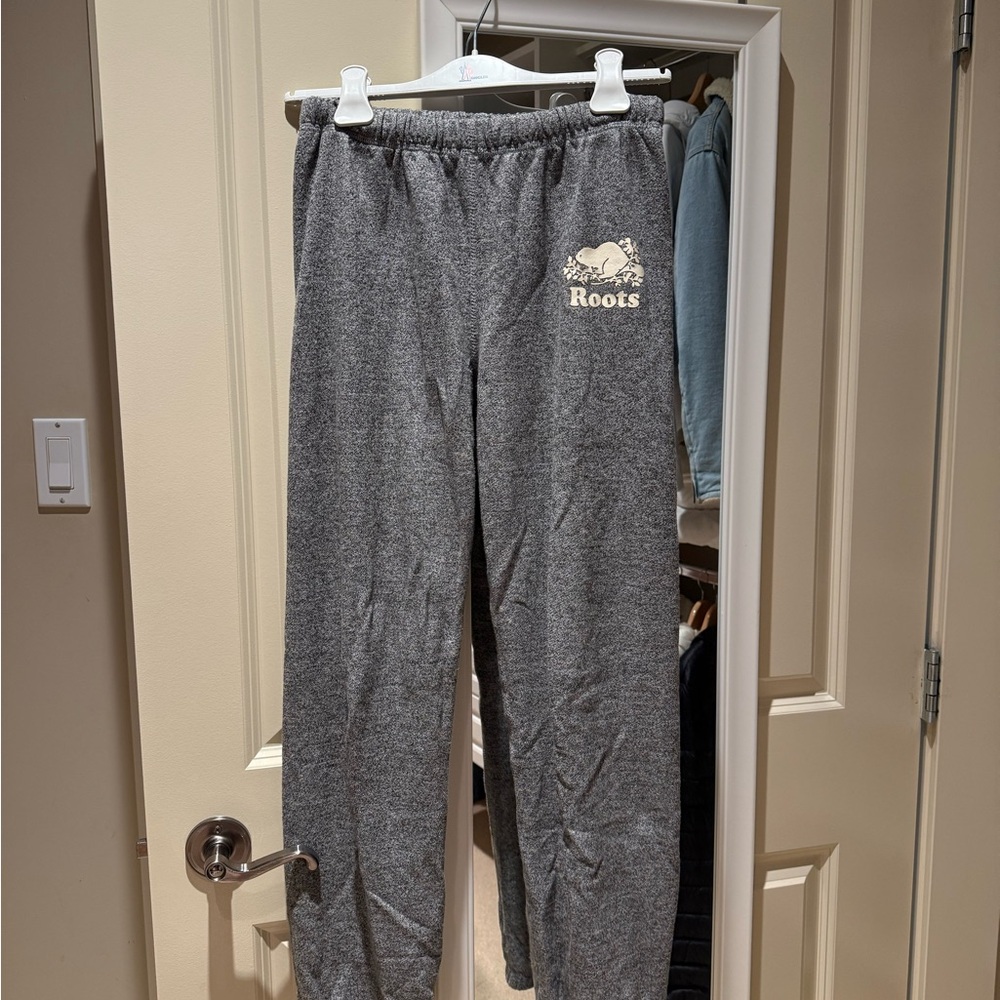 Roots Gray Sweatpants Relaxed Fit Soft Material